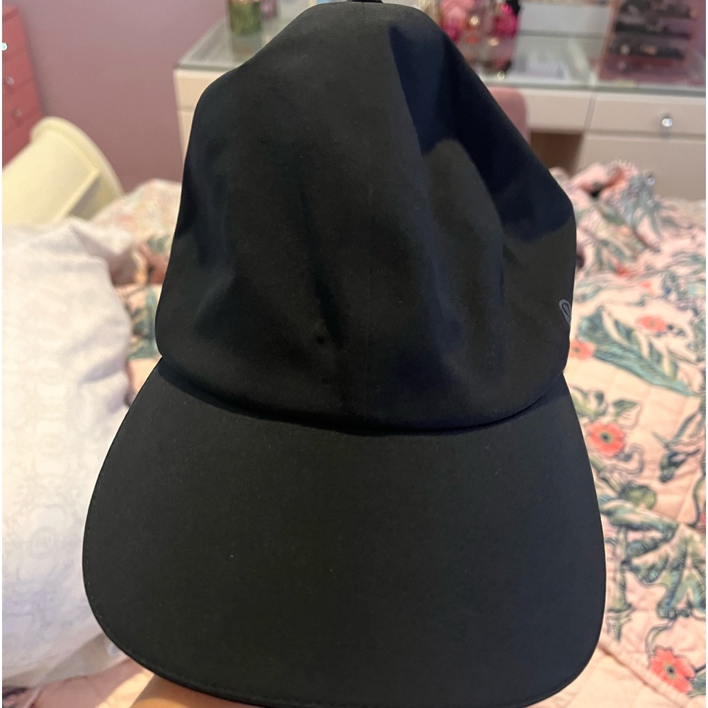 Lululemon baseball hat